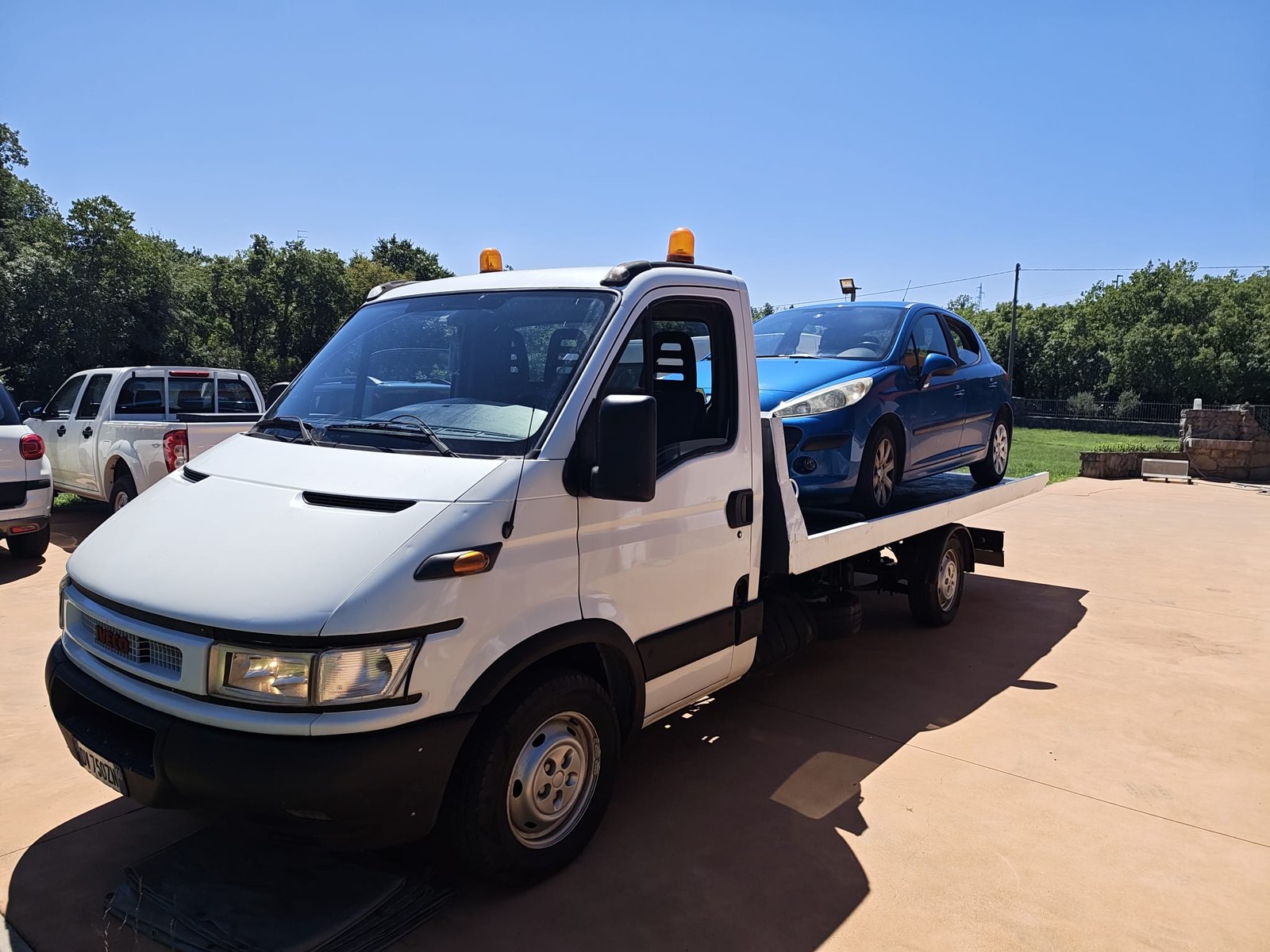 Soccorso stradale Trieste H24 - Carro attrezzi Poier Luca